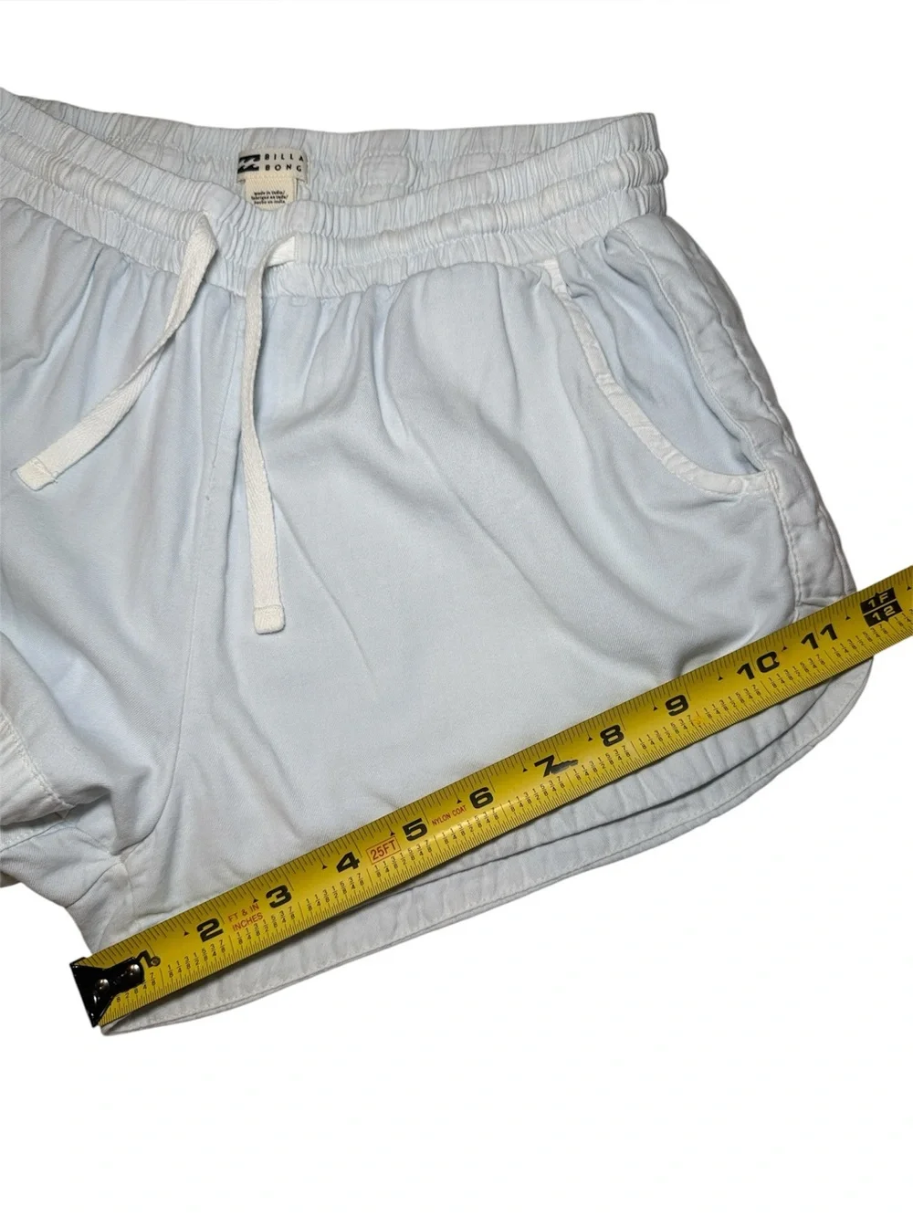 Billabong Women’s Pull On Road Trippin Shorts Size Small NWOT